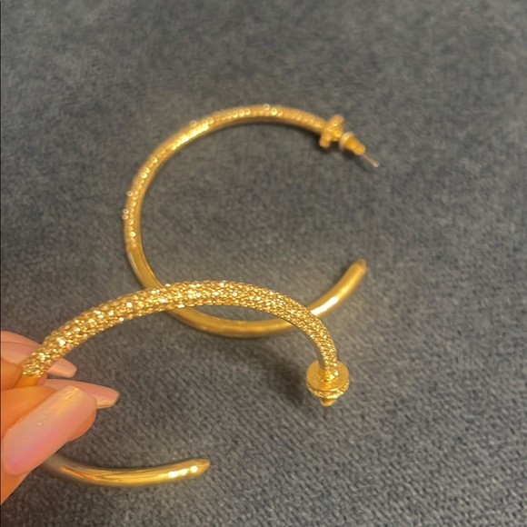 Hoop earrings - Picture 3 of 5